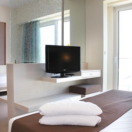 Sea Melody Beach Hotel Apartments Jaliszósz Kültér fotó