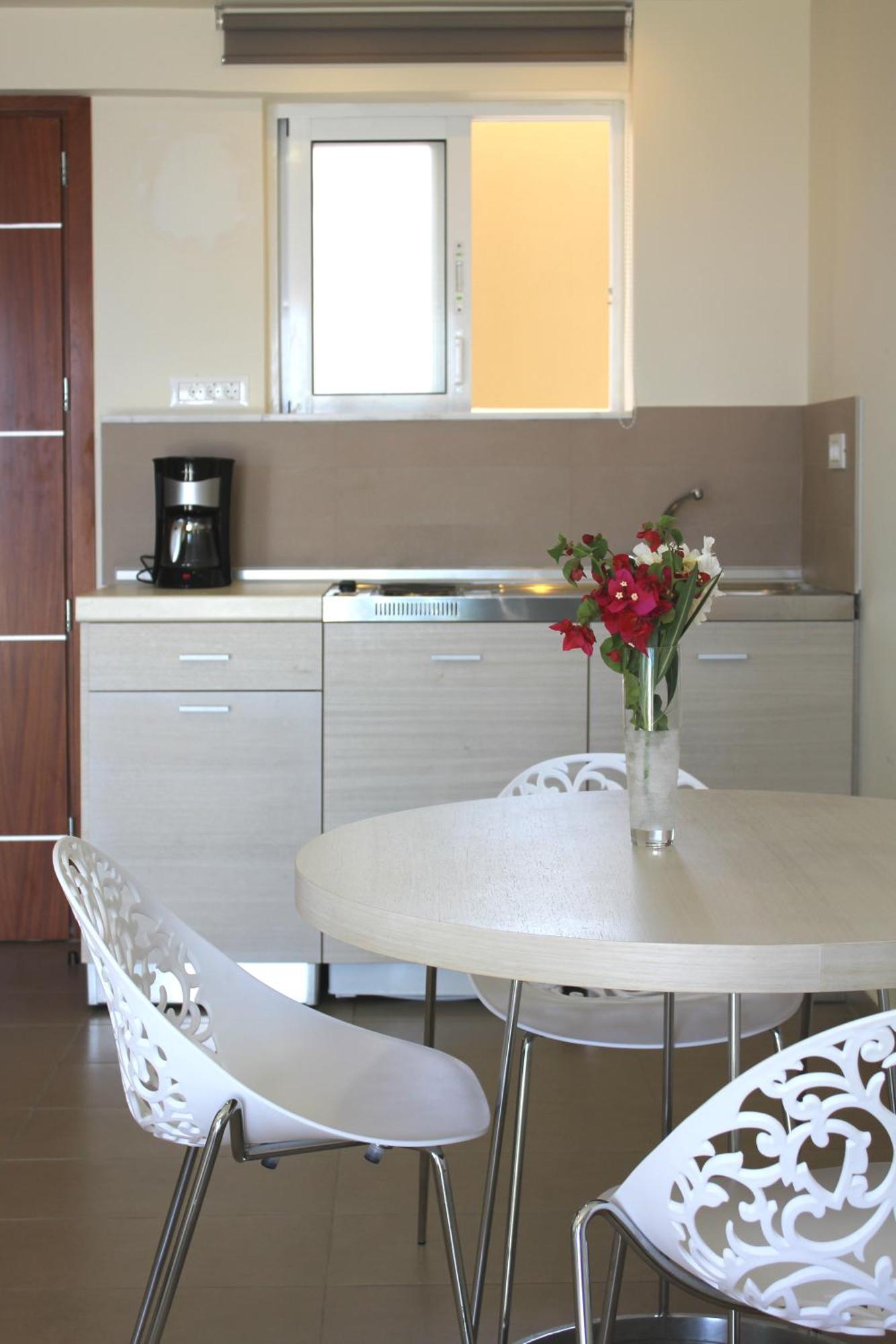 Sea Melody Beach Hotel Apartments Jaliszósz Kültér fotó