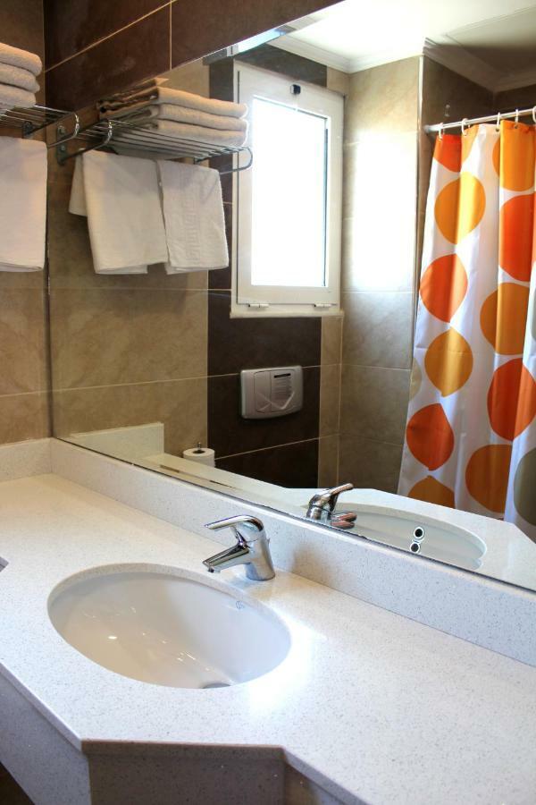 Sea Melody Beach Hotel Apartments Jaliszósz Kültér fotó